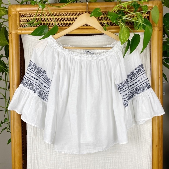 Cotton On Tops - COTTON:ON Crop top peasant style white navy emb​​​